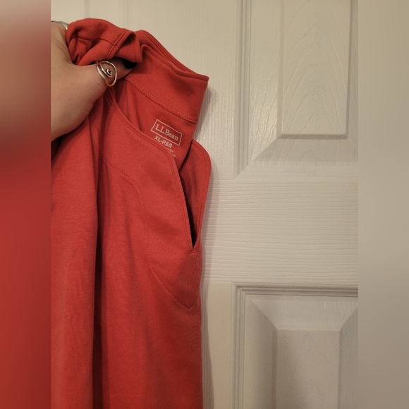 LL Bean Pink V Neck Tee NWOT - Picture 4 of 4